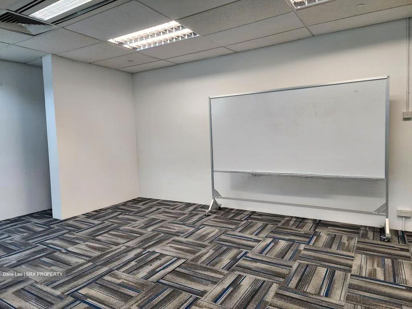 MYP Plaza (D1), Office #636783191